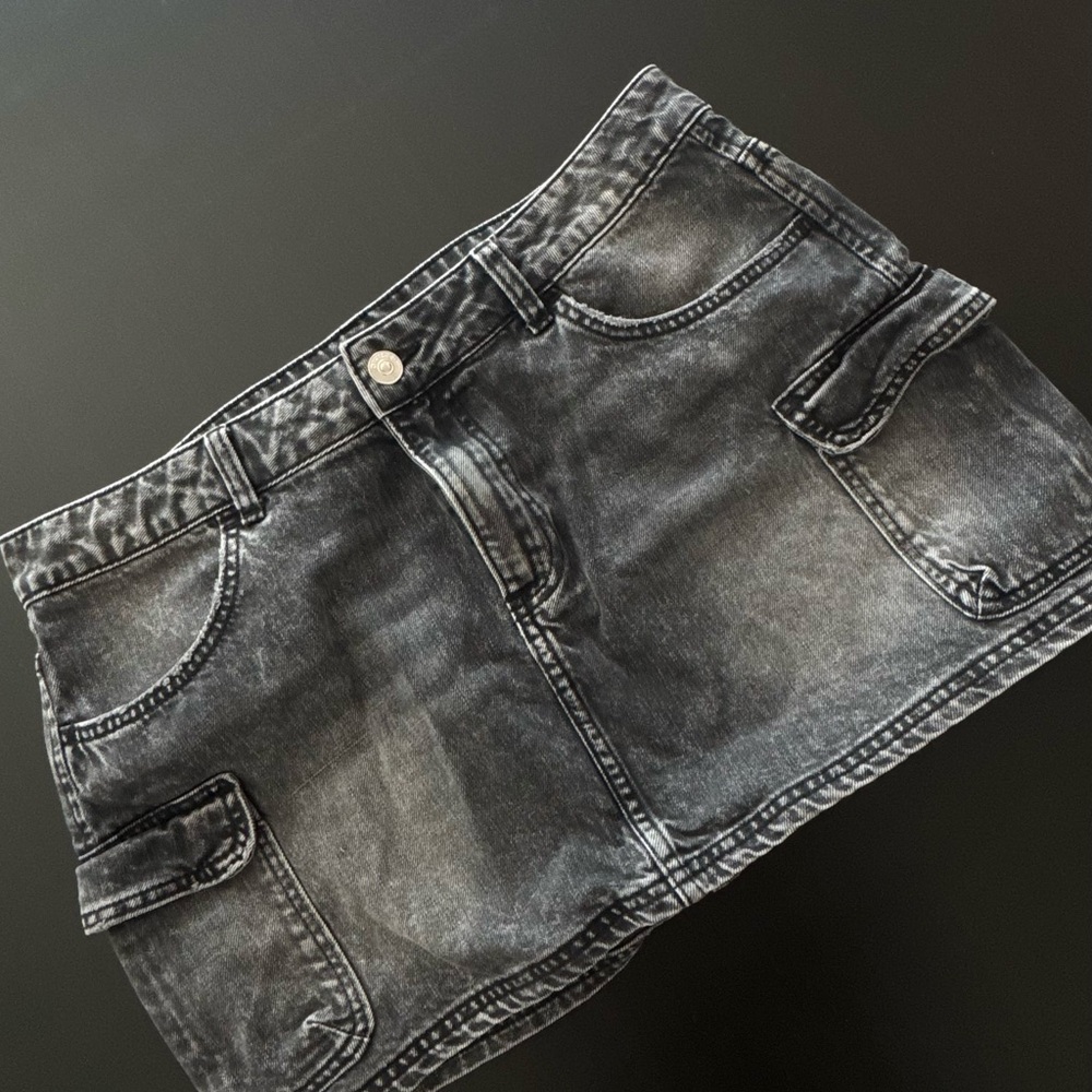 H&M Black Denim Mini Skirt